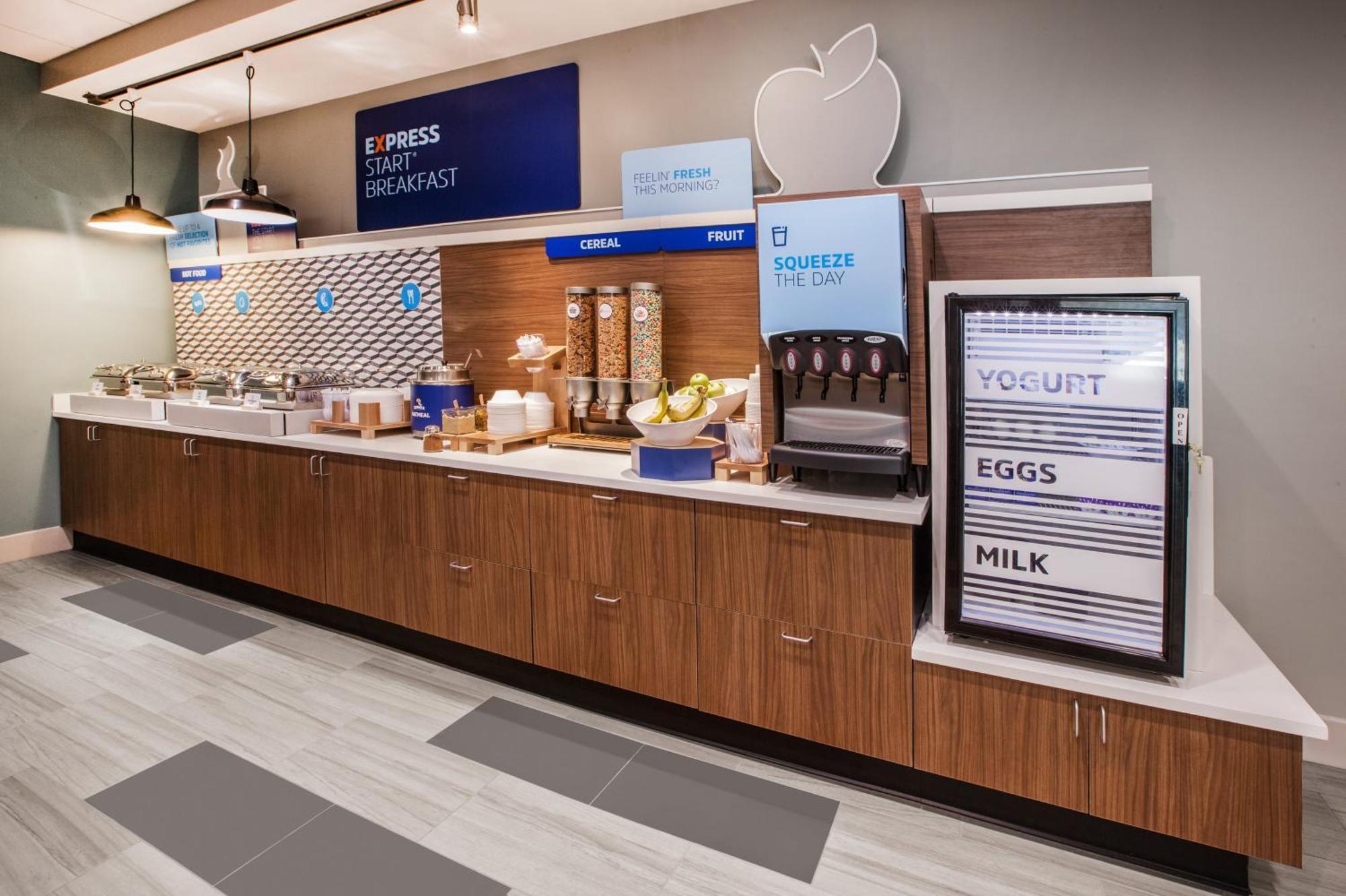 Holiday Inn Express & Suites Lakeland North I-4 By Ihg Eksteriør billede
