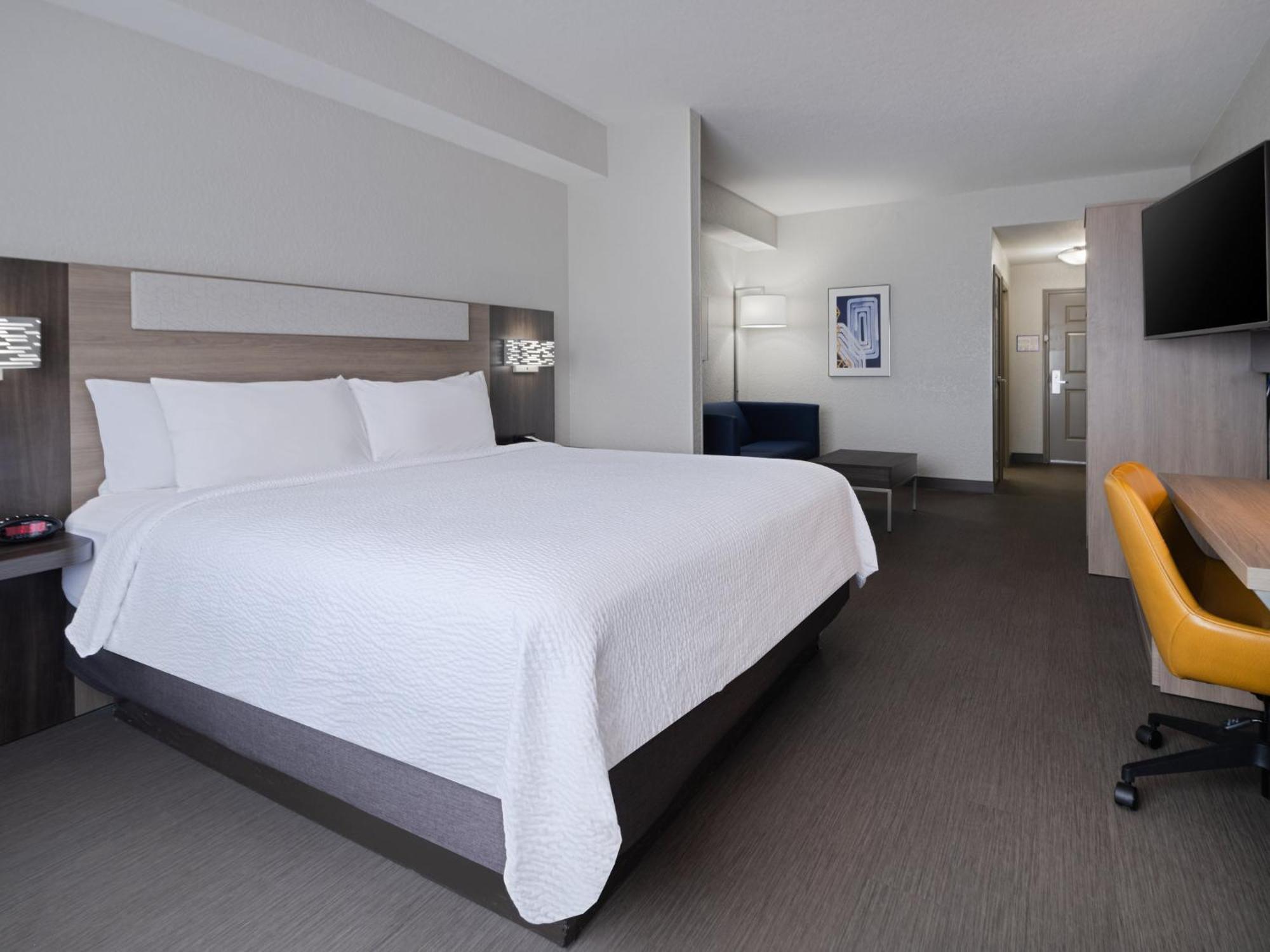 Holiday Inn Express & Suites Lakeland North I-4 By Ihg Eksteriør billede