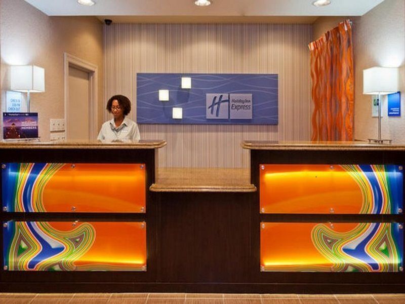 Holiday Inn Express & Suites Lakeland North I-4 By Ihg Eksteriør billede
